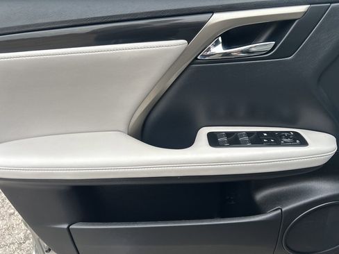 Used 2022 Lexus RX 350 FWD image 12