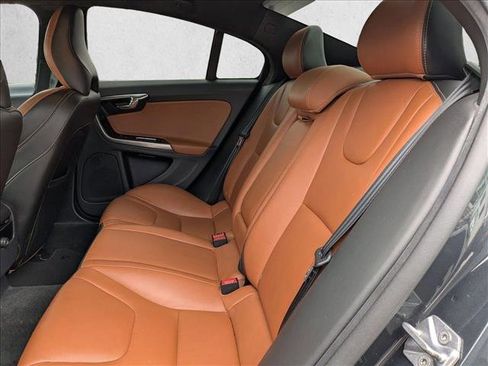 Used 2016 Volvo S60 T5 Premier w/ Convenience Package image 15