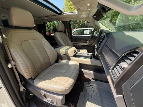 Used 2021 Ford Expedition Max Limited RWD image 46