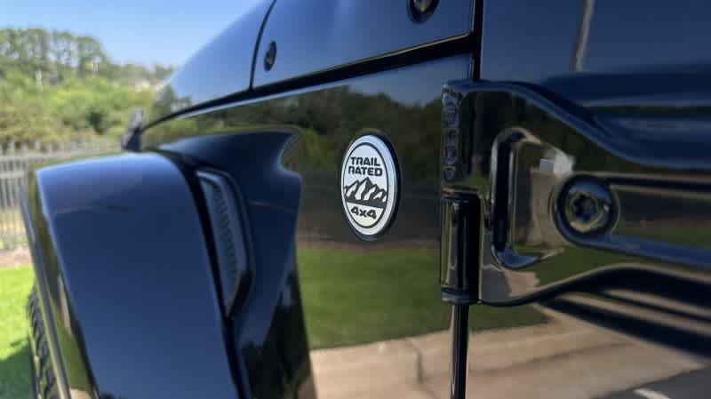 Used 2020 Jeep Gladiator Overland AWD/4WD image 28