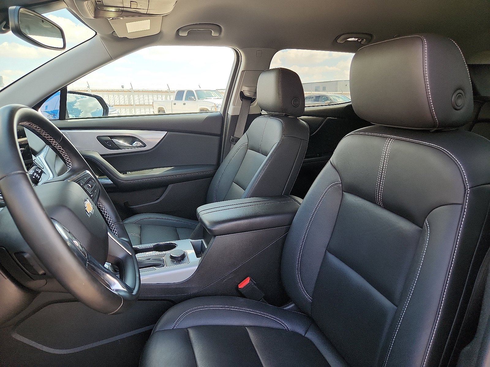 Used 2024 Chevrolet Blazer LT w/ LPO, Floor Liner Package FWD image 11