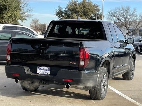 Certified 2023 Honda Ridgeline Sport image 4