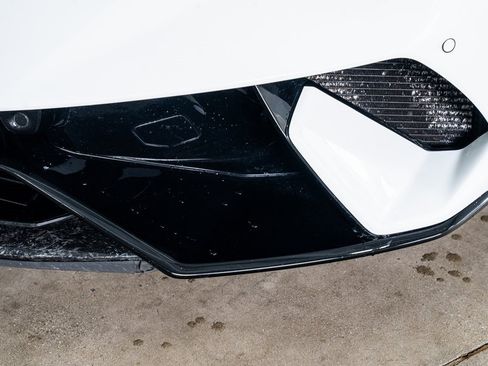 Used 2018 Lamborghini Huracan Performante image 14