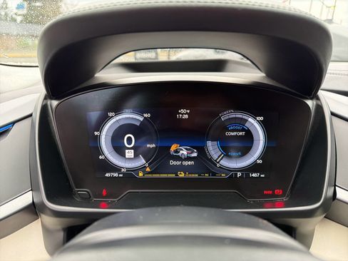 Used 2015 BMW i8 image 27