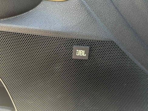 Used 2016 Toyota Avalon Limited w/ Toyota Safety Sense Package FWD image 33