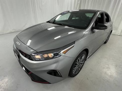 Used 2024 Kia Forte GT-Line w/ GT-Line Premium Package FWD image 7