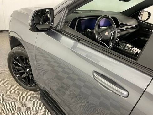 Used 2021 Cadillac Escalade Sport w/ LPO, ONYX Package image 38