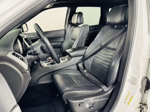 Used 2018 Jeep Grand Cherokee Limited AWD/4WD image 6