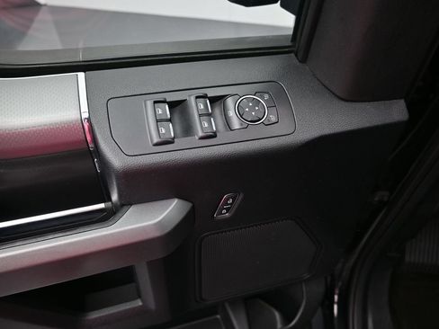 Used 2015 Ford F150 XLT w/ Equipment Group 302A Luxury RWD image 11