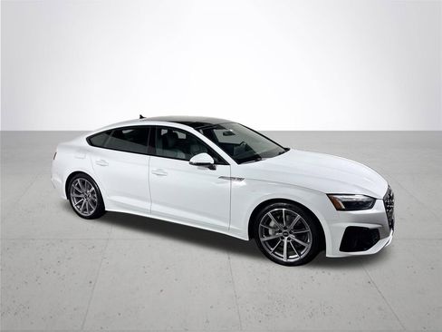 Used 2025 Audi A5 2.0T Premium Plus AWD/4WD image 4