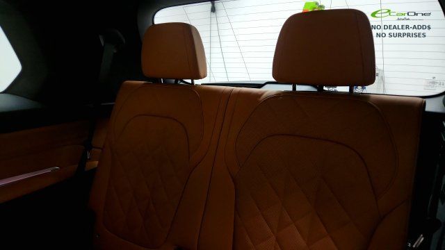 Used 2026 BMW X7 xDrive40i AWD/4WD image 44