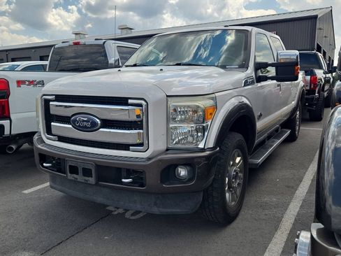 Used 2015 Ford F250 King Ranch w/ FX4 Off-Road Package AWD/4WD image 1