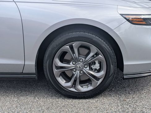 Used 2023 Honda Accord EX-L image 11