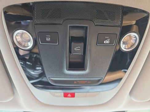 Certified 2024 Kia Seltos EX AWD/4WD image 20