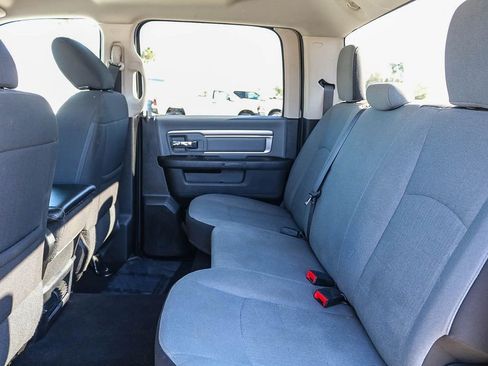 Used 2022 RAM 1500 Classic SLT image 19