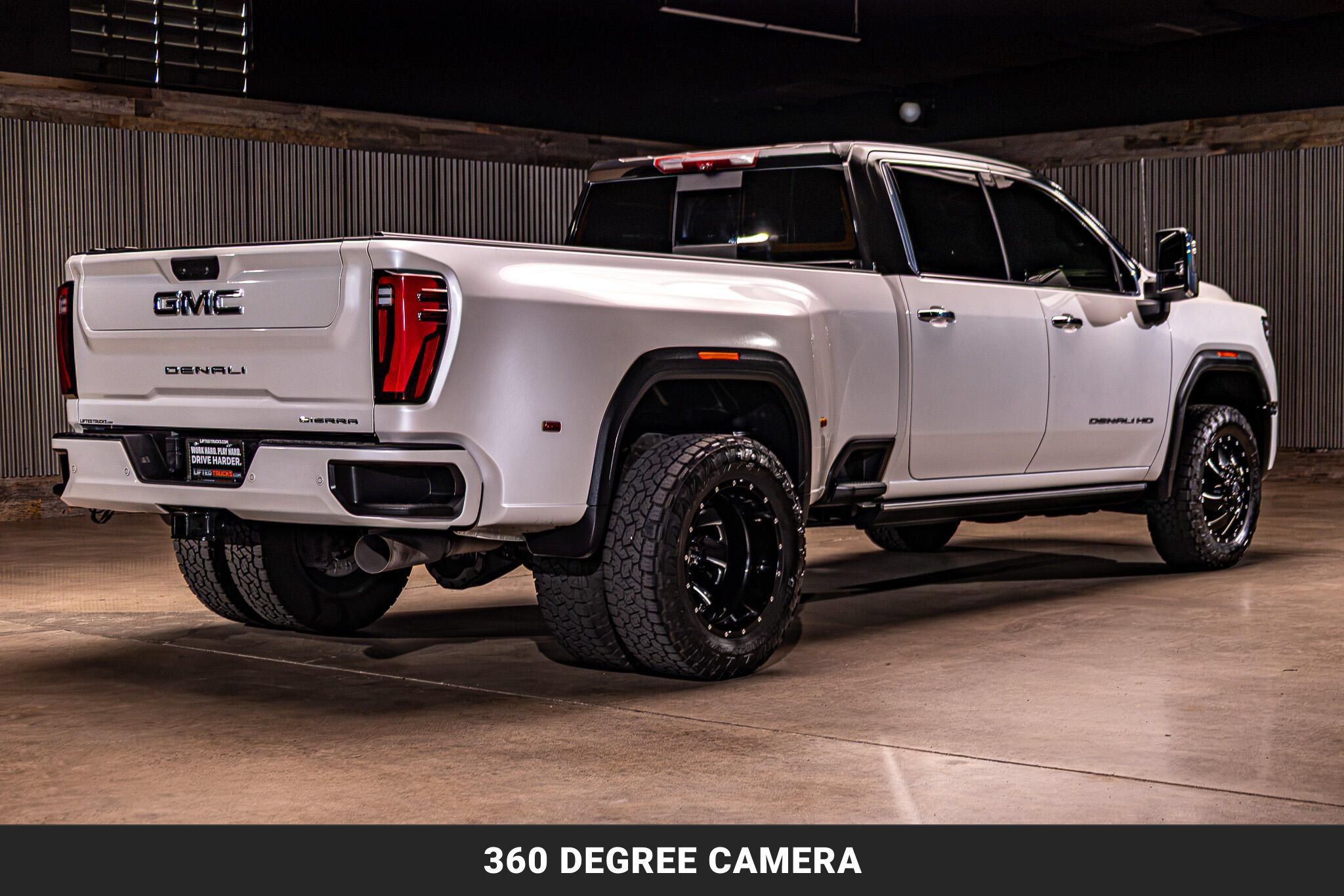 Used 2024 GMC Sierra 3500 Denali Ultimate AWD/4WD image 9