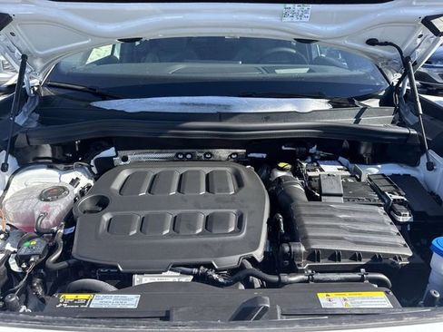 New 2026 Volkswagen Tiguan SE R-Line FWD image 23