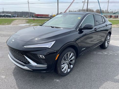 New 2026 Buick Envista Avenir FWD image 3