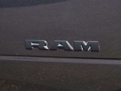 Used 2022 RAM 2500 Laramie AWD/4WD image 10