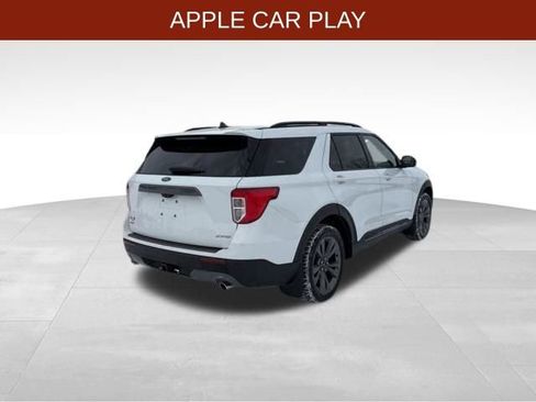 Used 2021 Ford Explorer XLT w/ XLT Sport Appearance Package image 7