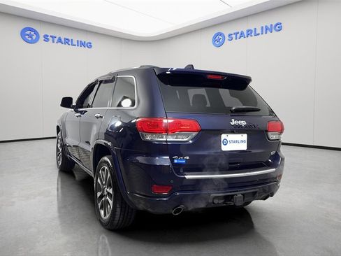 Used 2018 Jeep Grand Cherokee Overland image 12