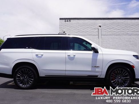 Used 2023 Cadillac Escalade V AWD/4WD image 14
