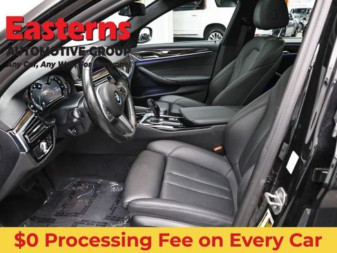 Used 2019 BMW 530i xDrive w/ Convenience Package AWD/4WD image 14