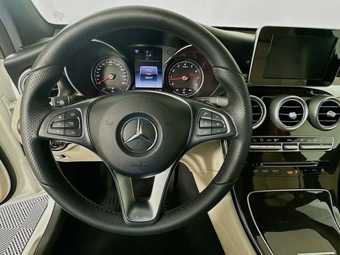 Used 2017 Mercedes-Benz GLC 300 4MATIC w/ Premium 1 Package image 11
