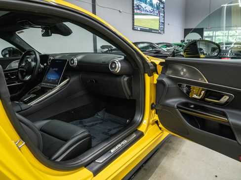 Used 2024 Mercedes-Benz AMG GT 63 image 32