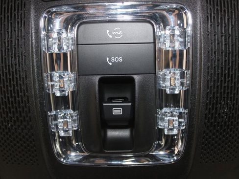 Used 2024 Mercedes-Benz GLE 450e 4MATIC image 54