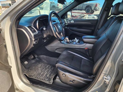 Used 2021 Jeep Grand Cherokee Laredo X AWD/4WD image 15