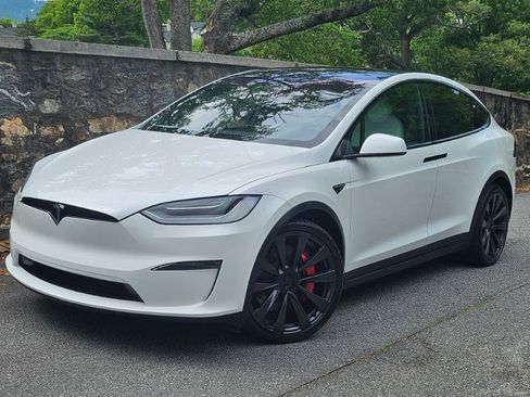 Used 2023 Tesla Model X Plaid AWD/4WD image 5