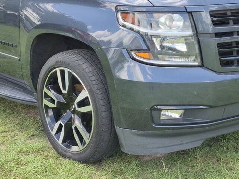 Used 2020 Chevrolet Suburban Premier w/ RST 6.2L Performance Edition AWD/4WD image 9