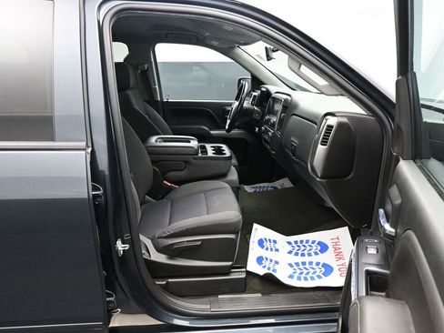 Used 2018 Chevrolet Silverado 1500 LT image 10