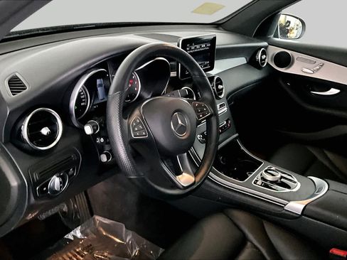 Certified 2019 Mercedes-Benz GLC 300 4MATIC image 18