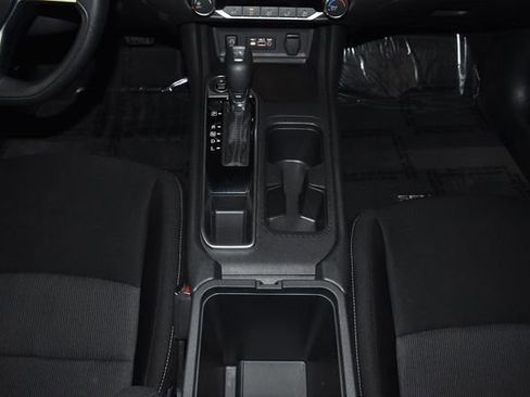 Used 2024 Nissan Sentra SV image 19