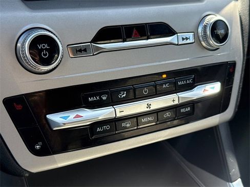 Certified 2023 Ford Explorer XLT w/ Equipment Group 202A image 27