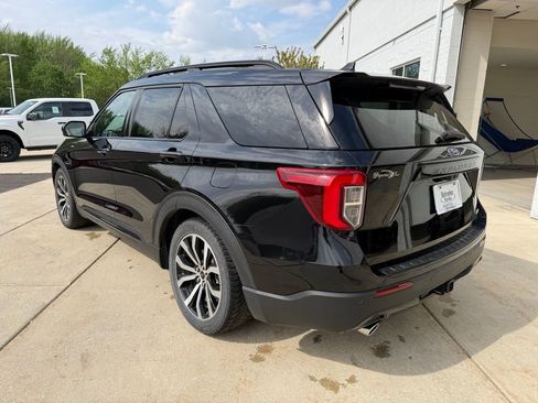 Used 2023 Ford Explorer ST-Line w/ Class IV Trailer Tow Package AWD/4WD image 7