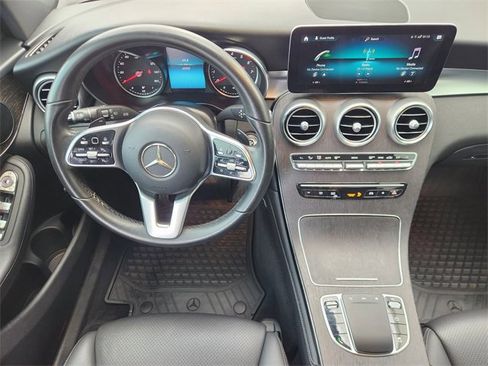 Used 2020 Mercedes-Benz GLC 300 image 29