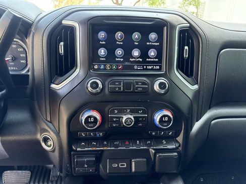 Used 2021 GMC Sierra 1500 AT4 w/ Technology Package AWD/4WD image 22