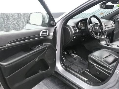 Used 2020 Jeep Grand Cherokee Limited AWD/4WD image 27