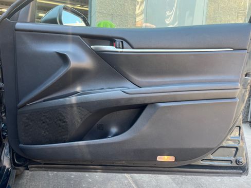 Used 2019 Toyota Camry SE FWD image 26