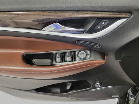 Used 2018 Buick Enclave Avenir w/ Avenir Technology Package image 28