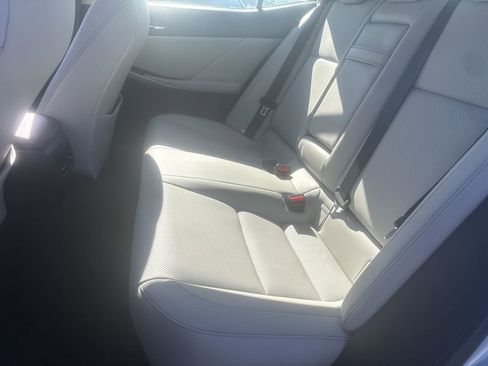 Used 2015 Lexus IS 250 image 23
