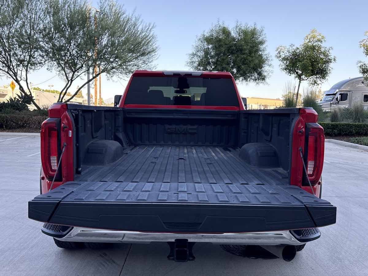 Used 2020 GMC Sierra 3500 SLT w/ Gooseneck/5TH Wheel Package AWD/4WD image 11