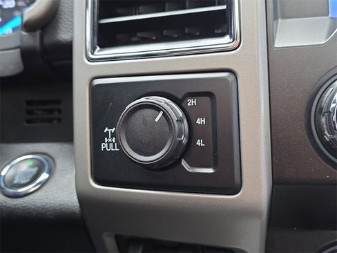 Used 2021 Ford F250 Lariat w/ Lariat Ultimate Package image 26