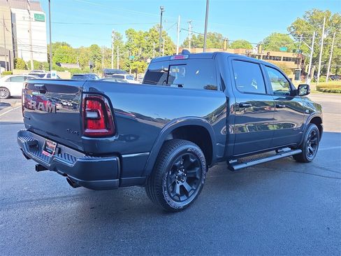 Used 2026 RAM 1500 4x4 Crew Cab image 5
