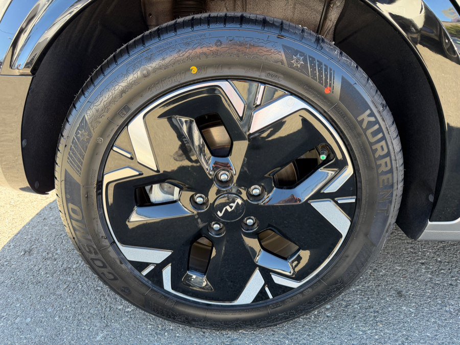 Used 2023 Kia Niro Wave w/ Wave Preserve Package FWD image 53