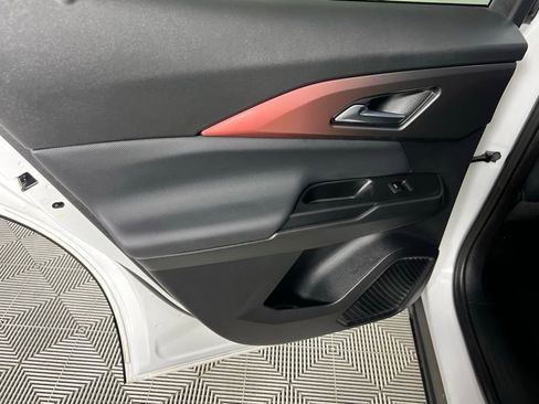 Used 2024 Chevrolet Equinox EV RS w/ Active Safety Package 3 image 27