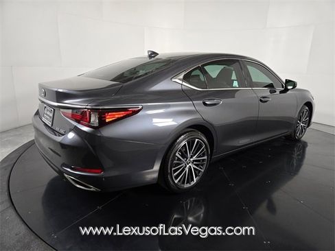 New 2025 Lexus ES 350 w/ Premium Package image 4